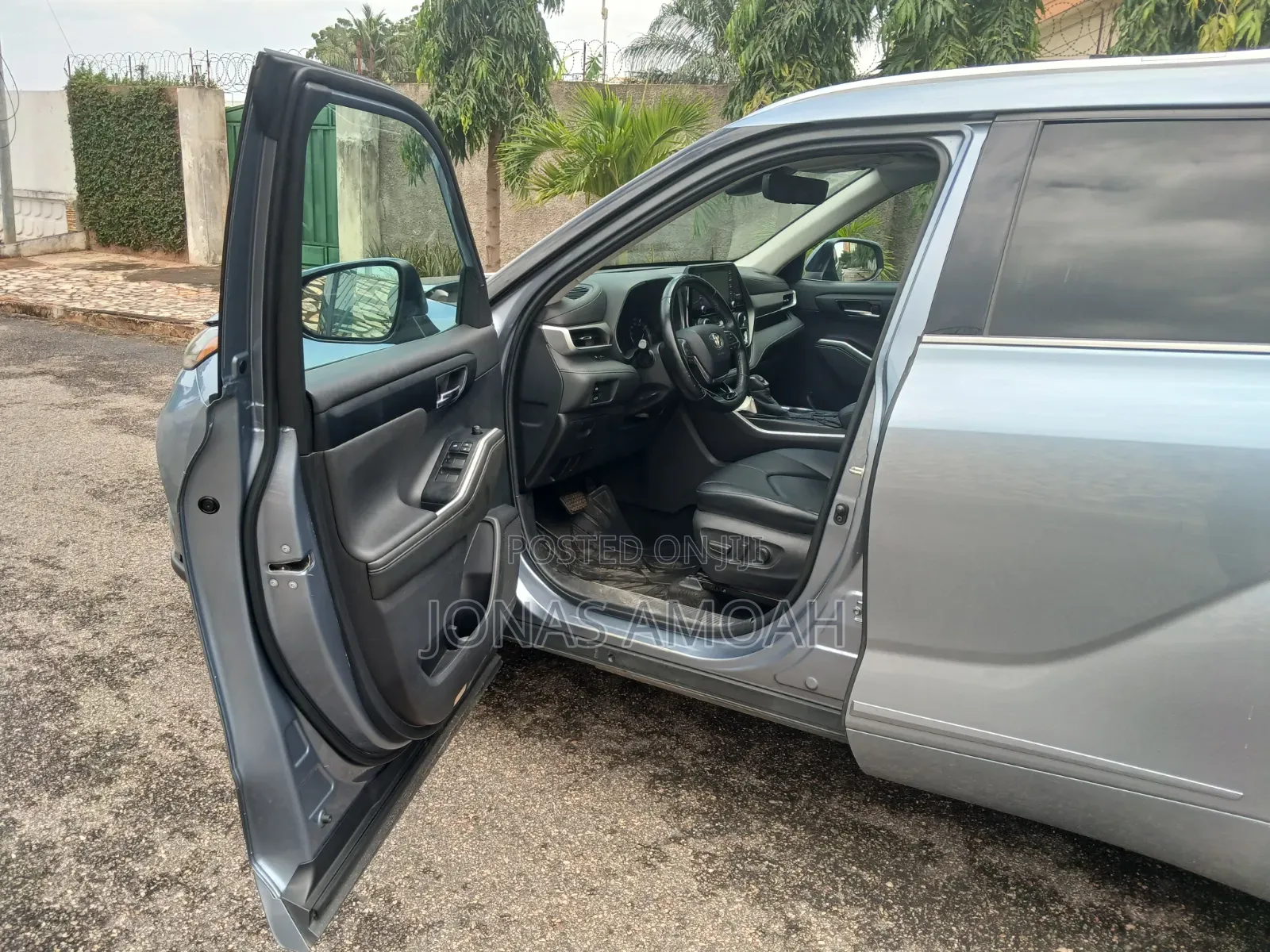 Toyota Highlander 2021 Silver