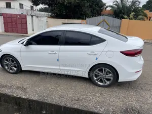 Hyundai Avante 2018 White