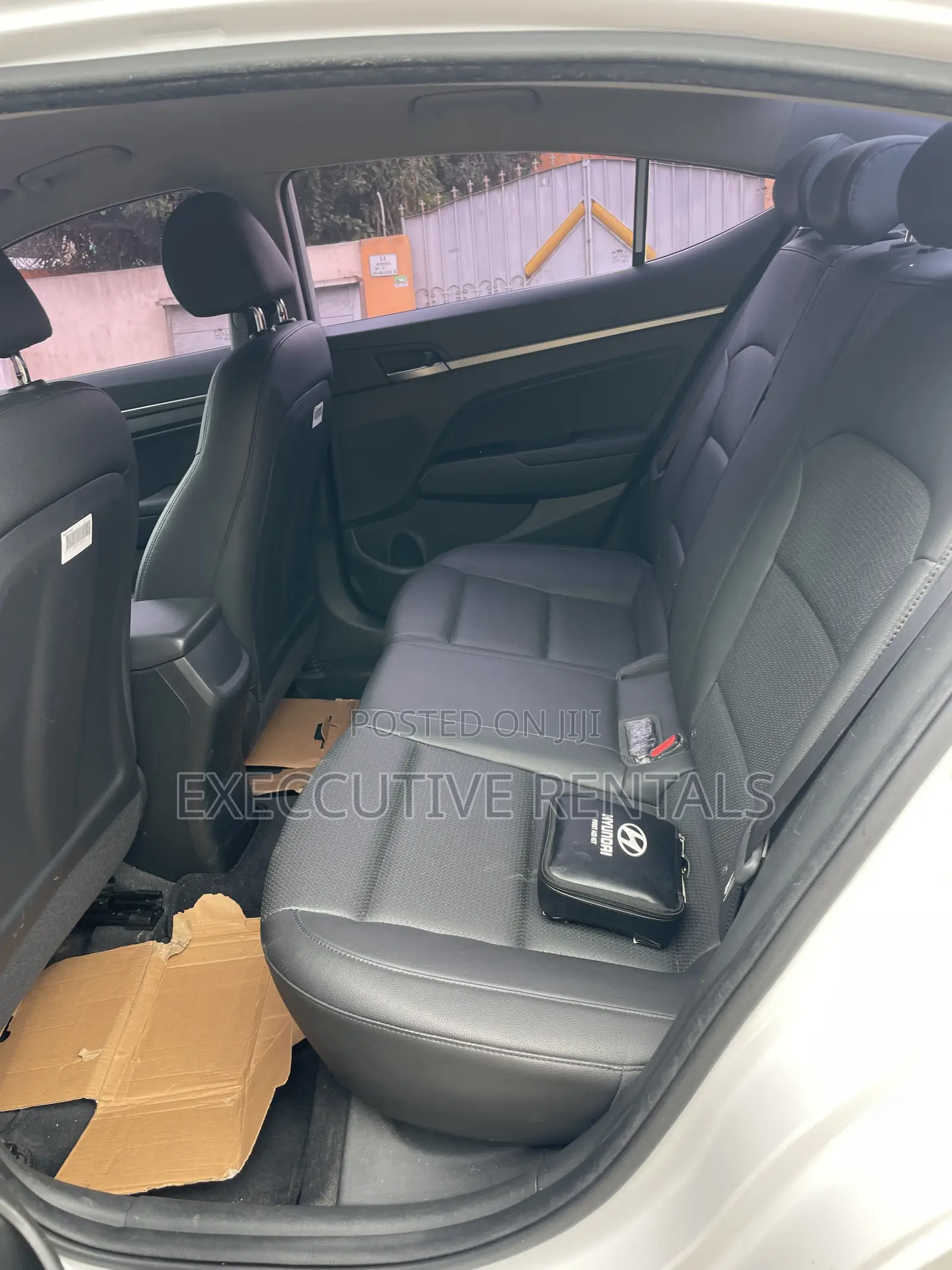 Hyundai Avante 2018 White
