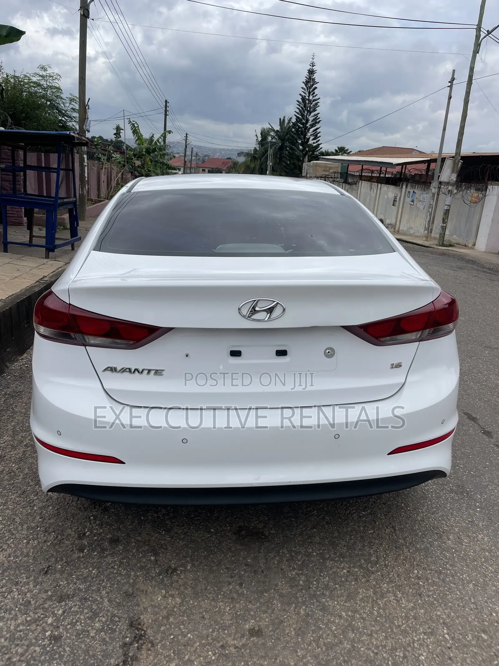 Hyundai Avante 2018 White