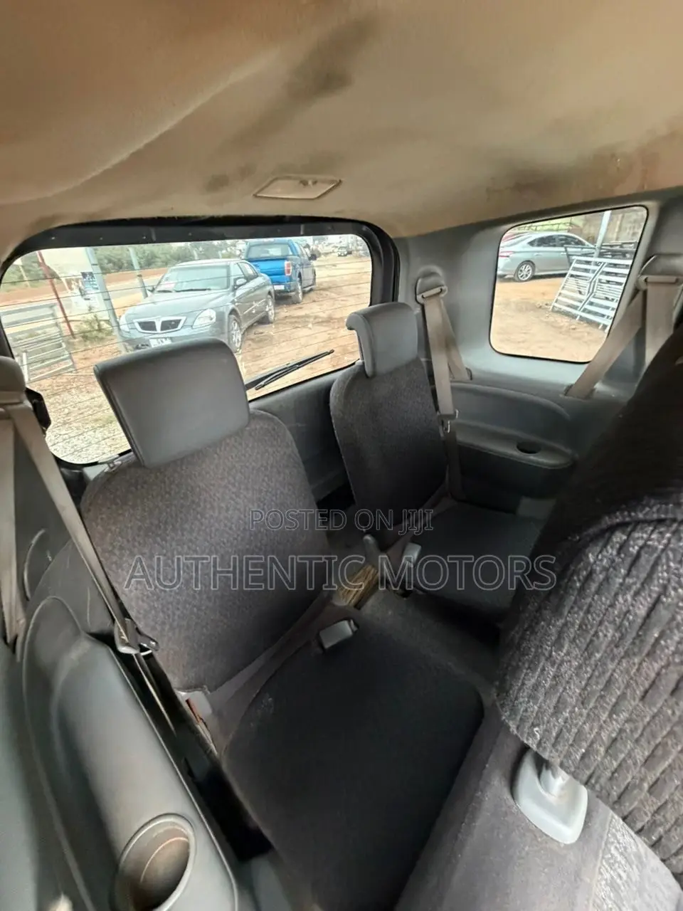 Toyota Sienta 2014 Gray