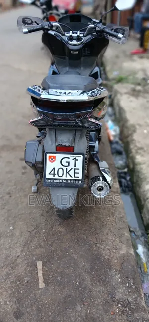 Honda 2022 Black