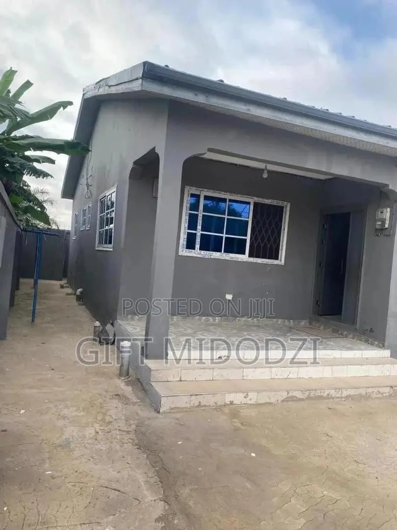3bdrm House in Nsawam Adoagyiri Municipal for rent