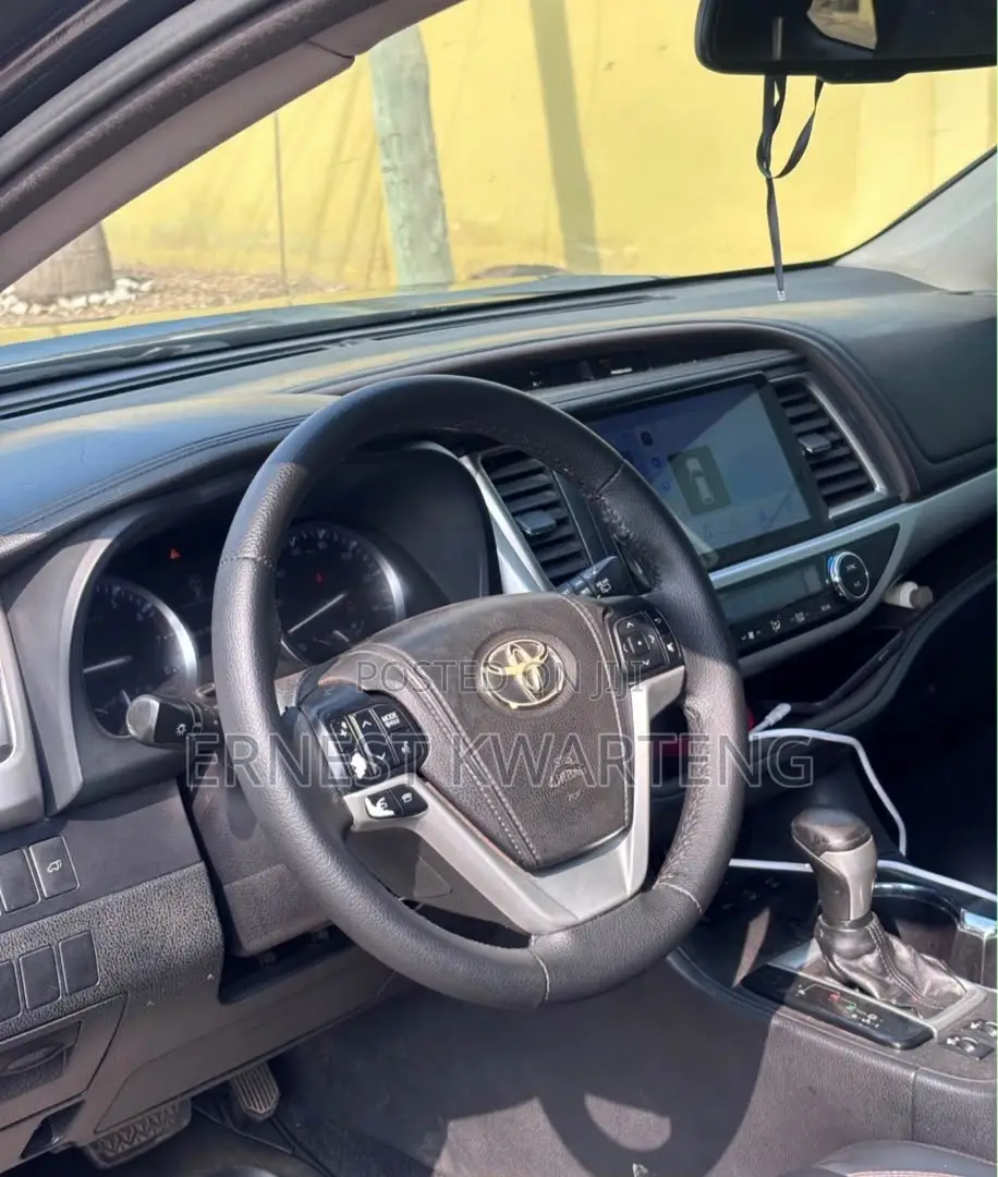 Toyota Highlander 2015 Black