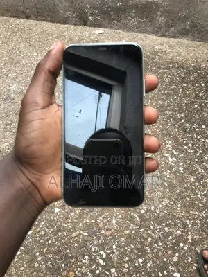Apple iPhone 11 128 GB Green