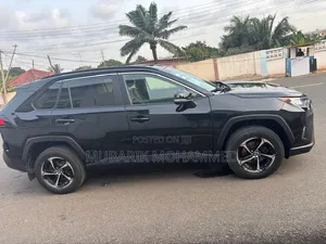 Toyota RAV4 2021 Black