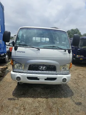 Hyundai Mighty Double Decker