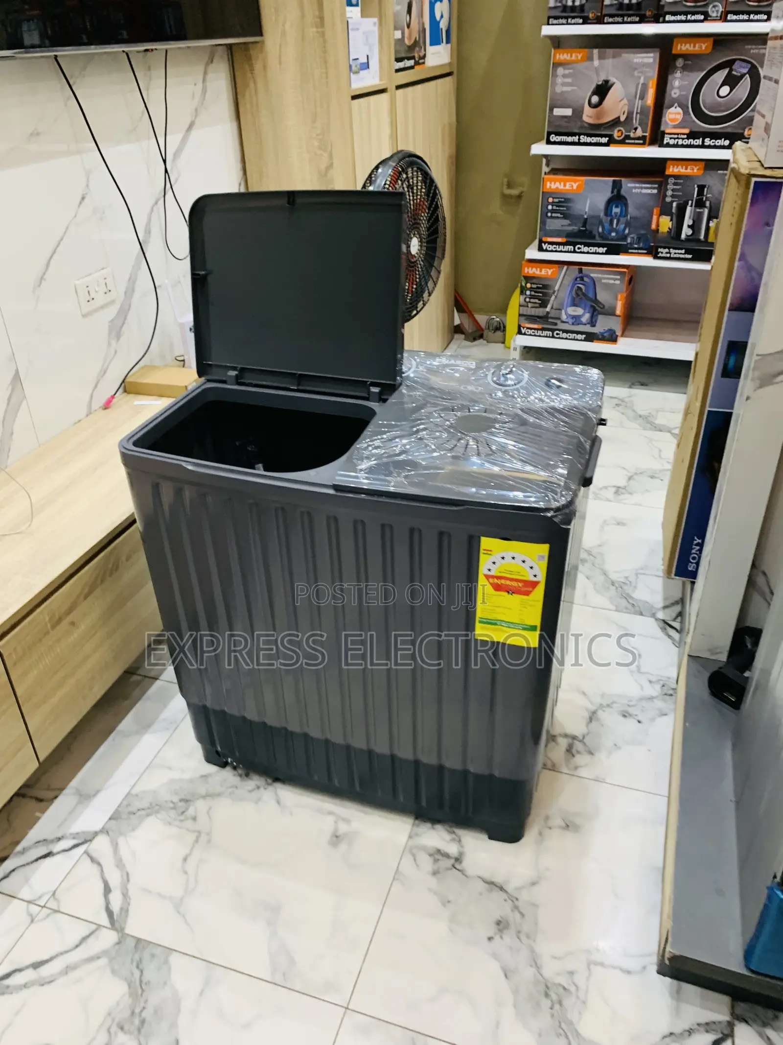 Newly in Box Nasco 11KG Twin Tub Washing Machine (NASTT-JS110)