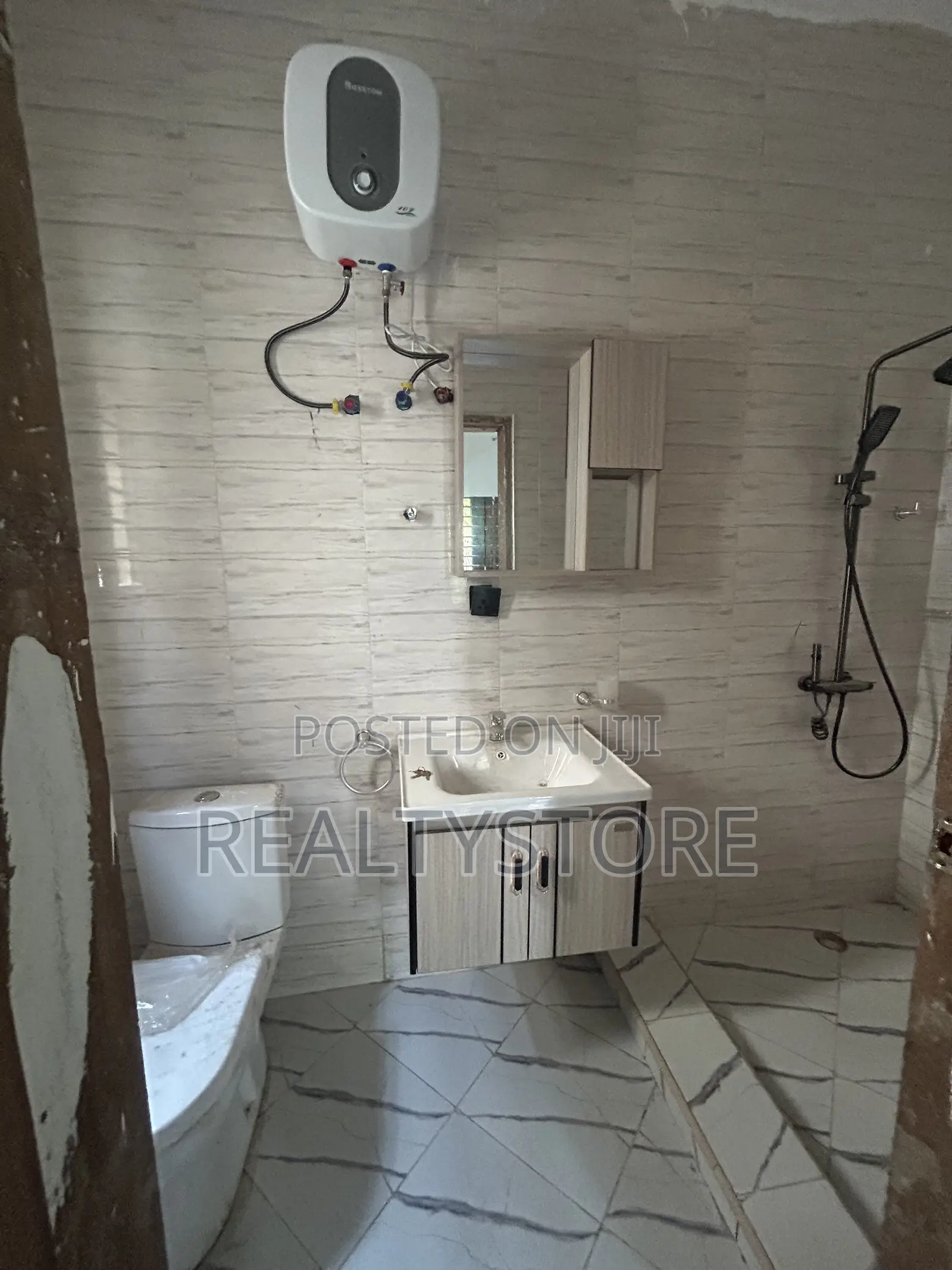 4bdrm House in Ashongman Estate, Accra Metropolitan for sale