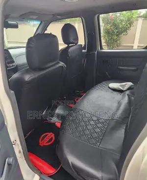 Nissan Hardbody 2021 White