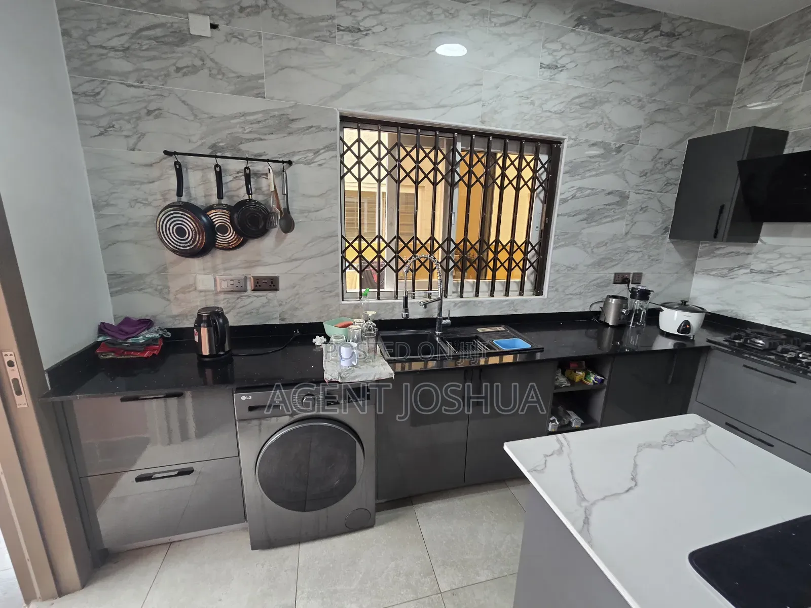 3bdrm House in Manet Crescent for rent
