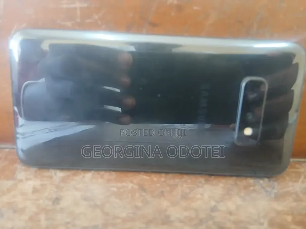 Samsung Galaxy S10e 128 GB Black