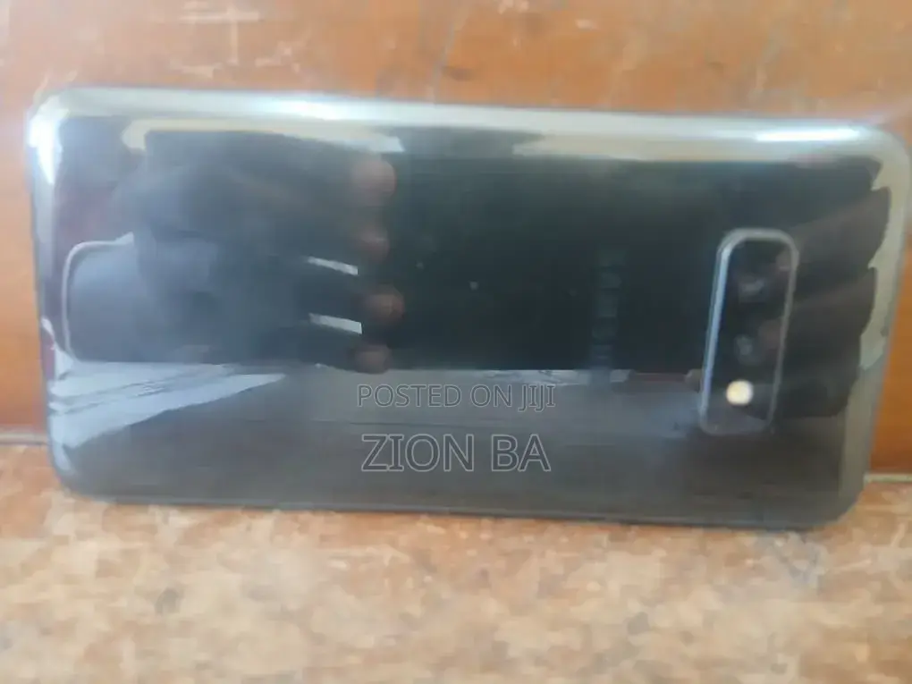 Samsung Galaxy S10e 128 GB Black