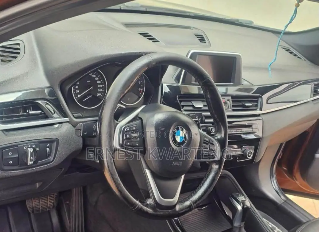 BMW X1 2018 Gold