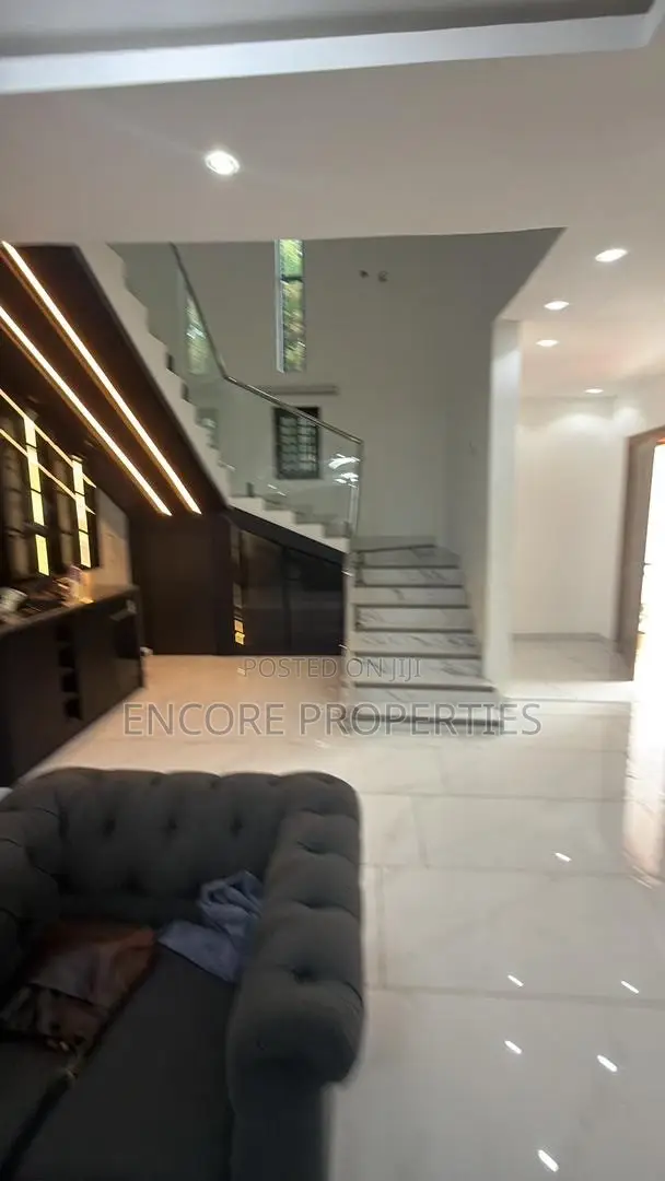 4bdrm House in Ho, Ho Municipal for sale