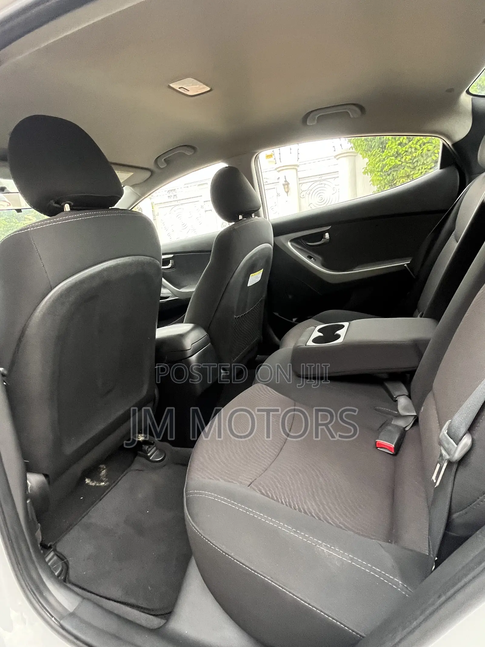 Hyundai Elantra Limited Sedan FWD (1.8L 4cyl 6A) 2016 White