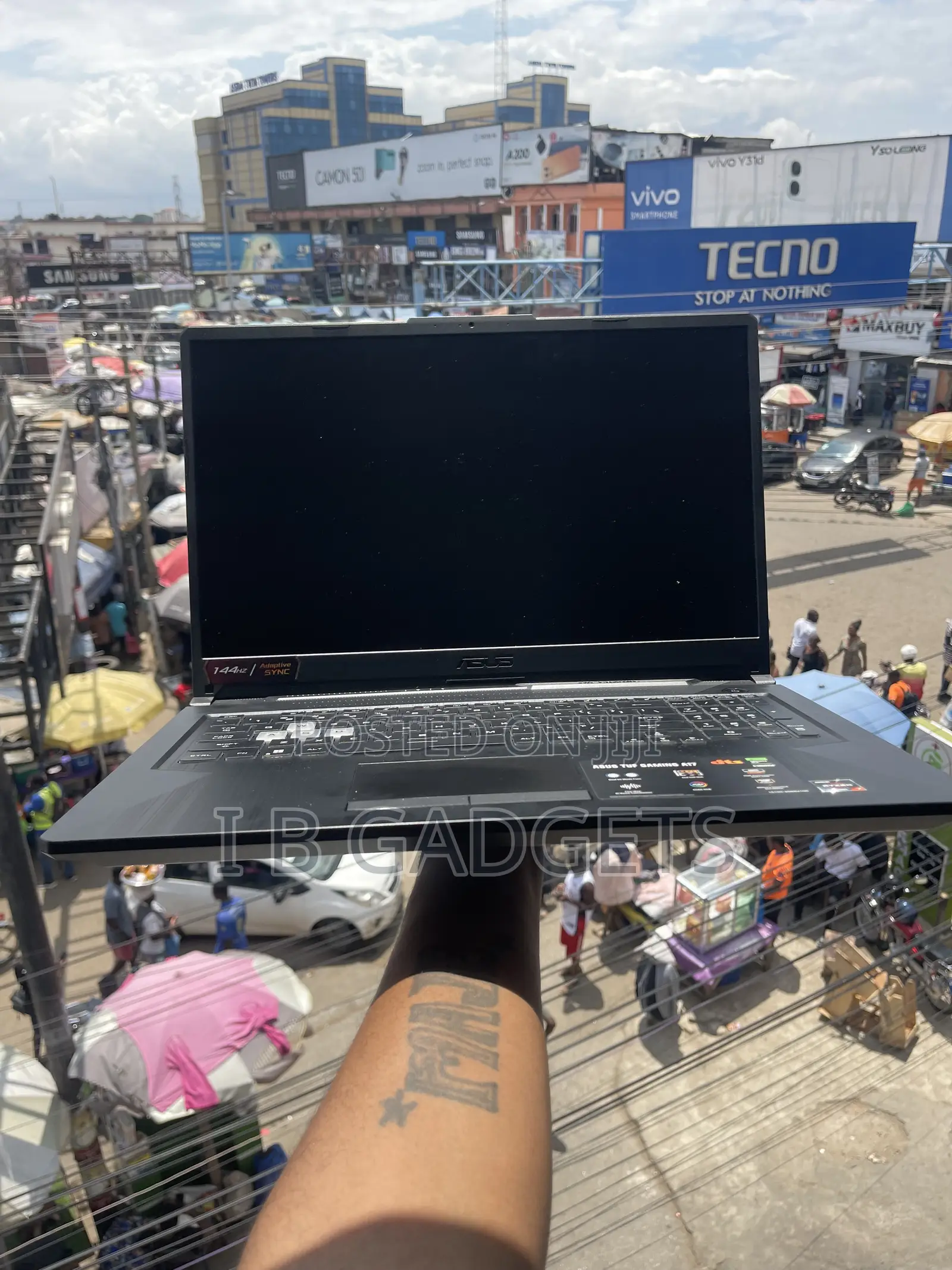 Laptop Asus TUF Gaming A17 8GB AMD Ryzen 7 SSD 512GB
