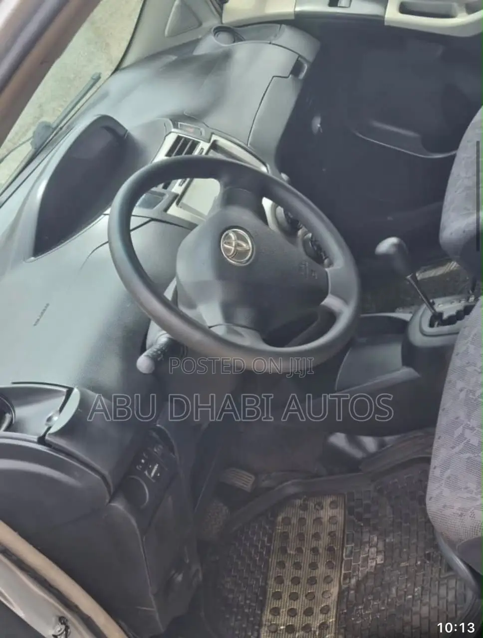 Toyota Vitz 1.3 AWD 5dr 2010 Silver