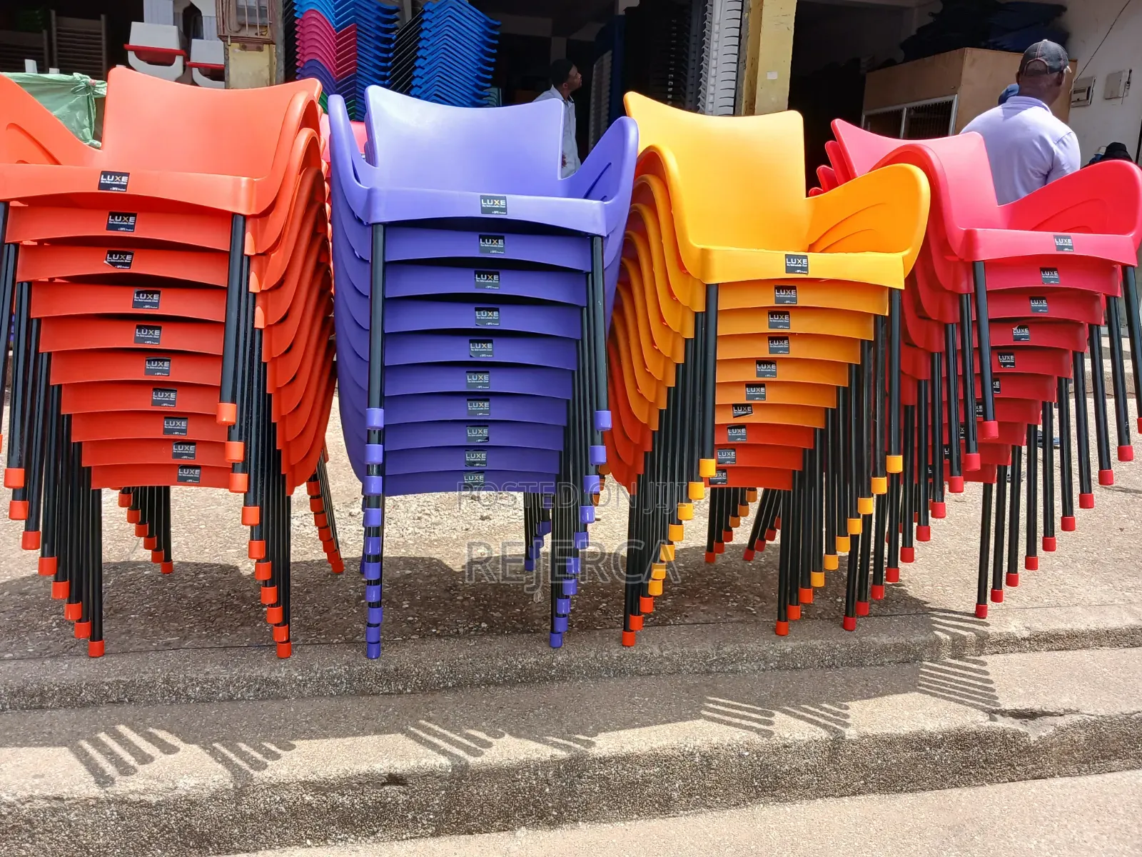 Quality Brand New Plastic Chair