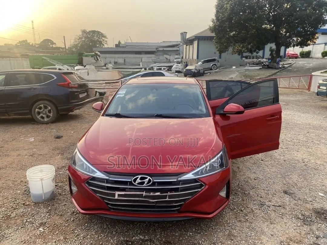 Hyundai Elantra SE 2020 Red