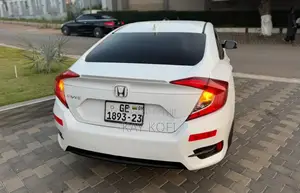 Honda Civic EX-T 4dr Sedan (1.5L 4cyl) 2017 White