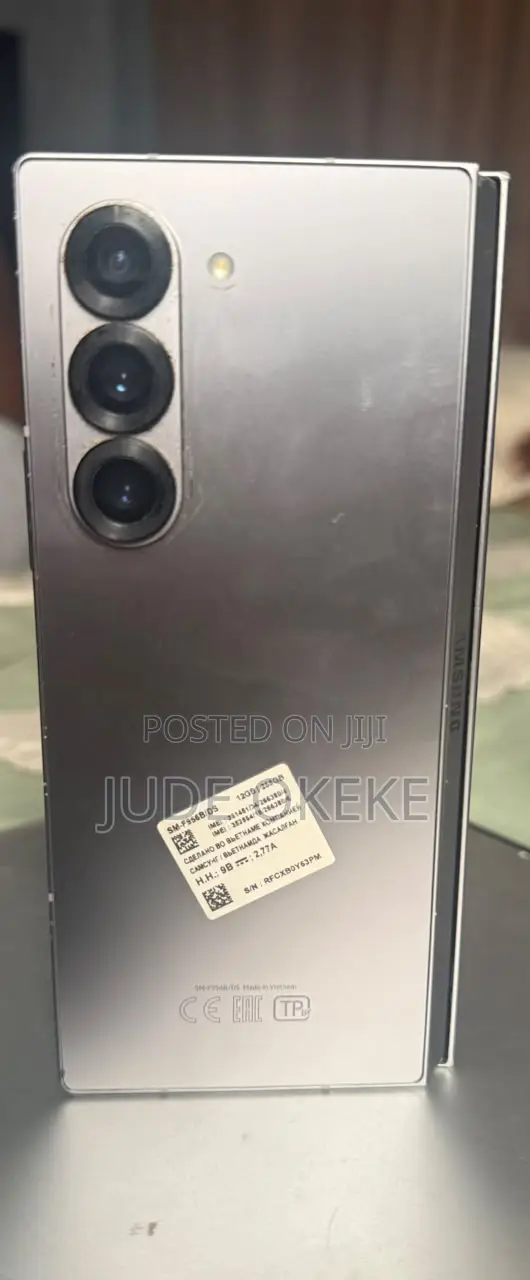 Samsung Z 16 GB Silver