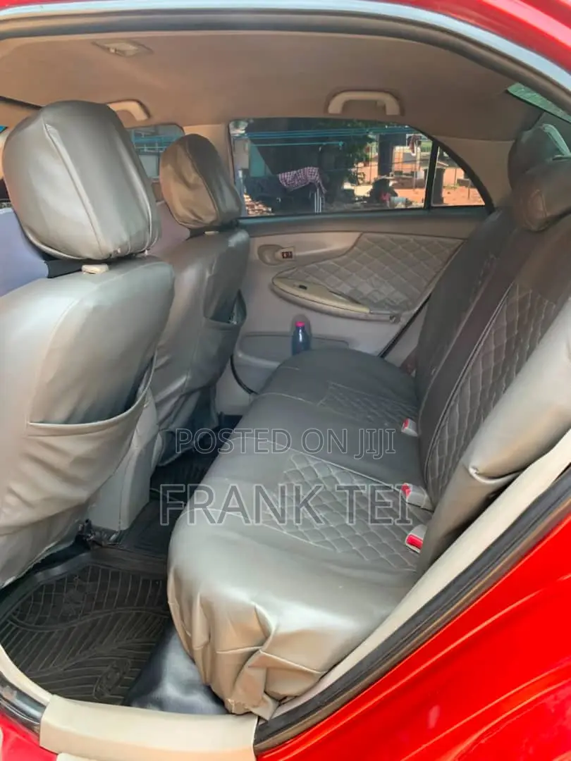 Toyota Corolla Base 4dr Sedan (1.8L 4cyl 5M) 2010 Red