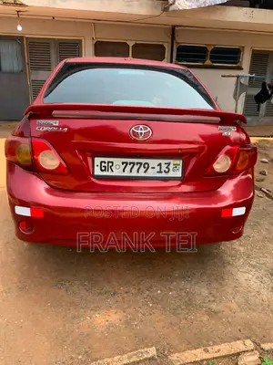 Toyota Corolla Base 4dr Sedan (1.8L 4cyl 5M) 2010 Red