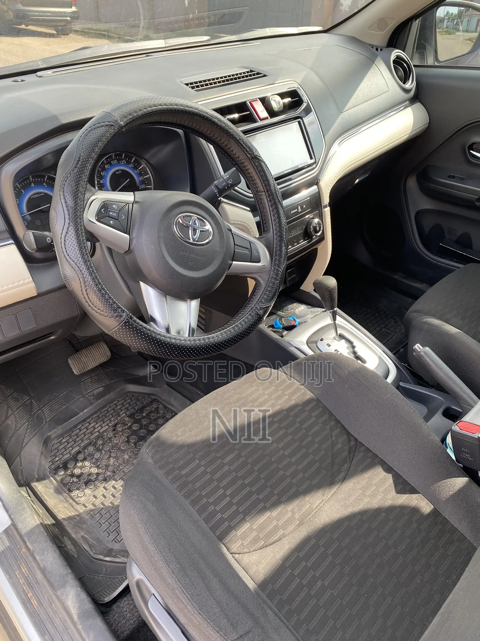 Toyota Rush 1.5 AWD 2020 Gray