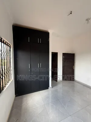 2bdrm Apartment in Ablekuma Curve, Pentecost for rent