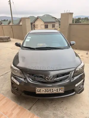 Toyota Corolla S 4dr Sedan (1.8L 4cyl 4A) 2012 Gray