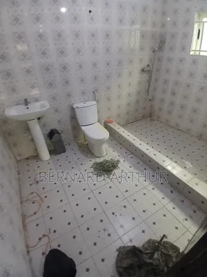 4bdrm House in Bernard Agency, Pokuase for rent