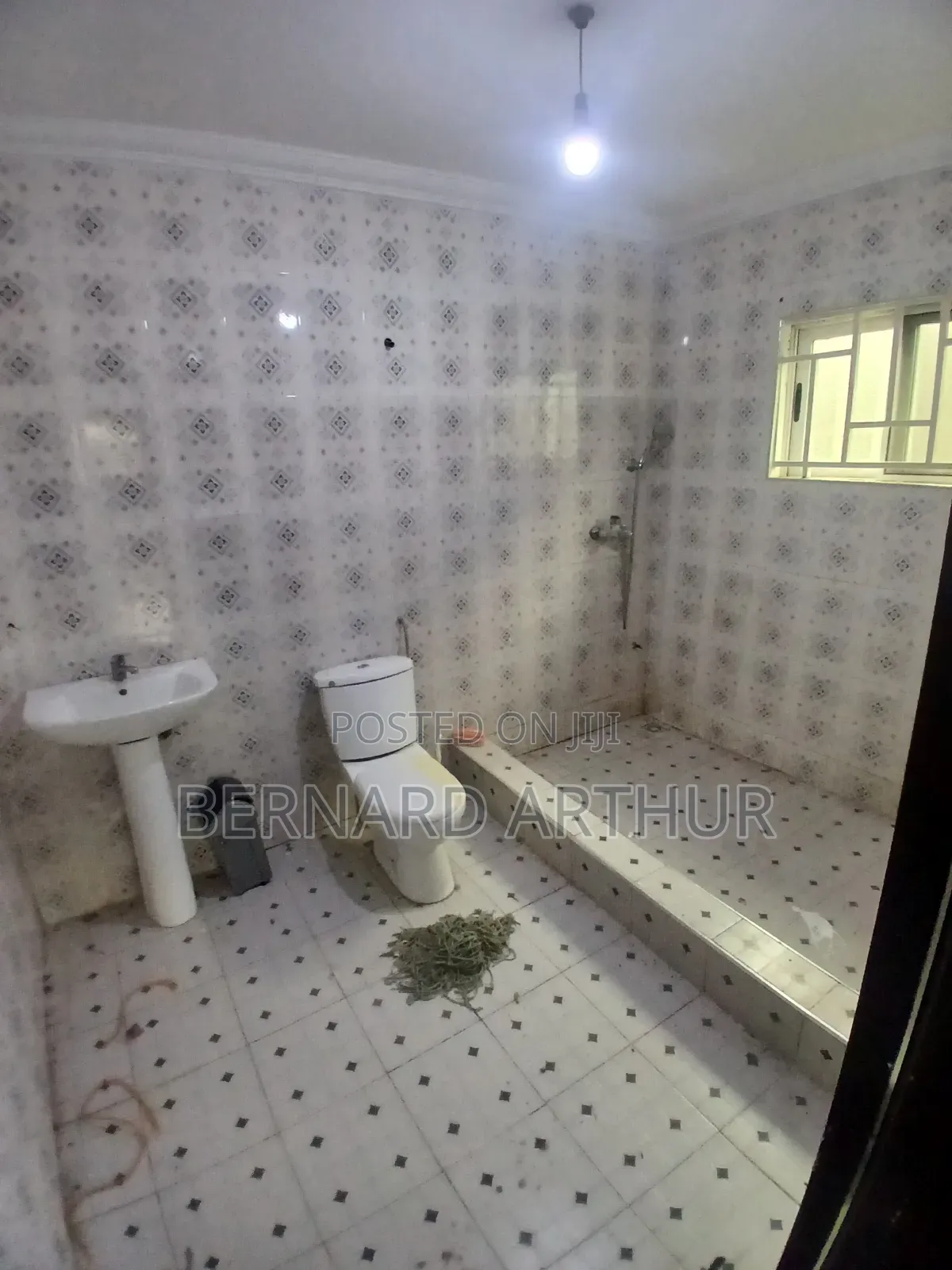 4bdrm House in Bernard Agency, Pokuase for rent