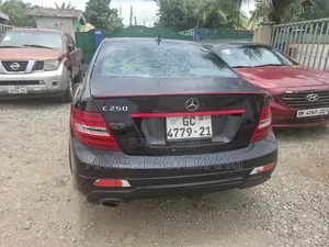 Mercedes-Benz C250 2012 Black
