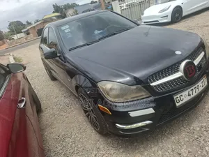 Mercedes-Benz C250 2012 Black