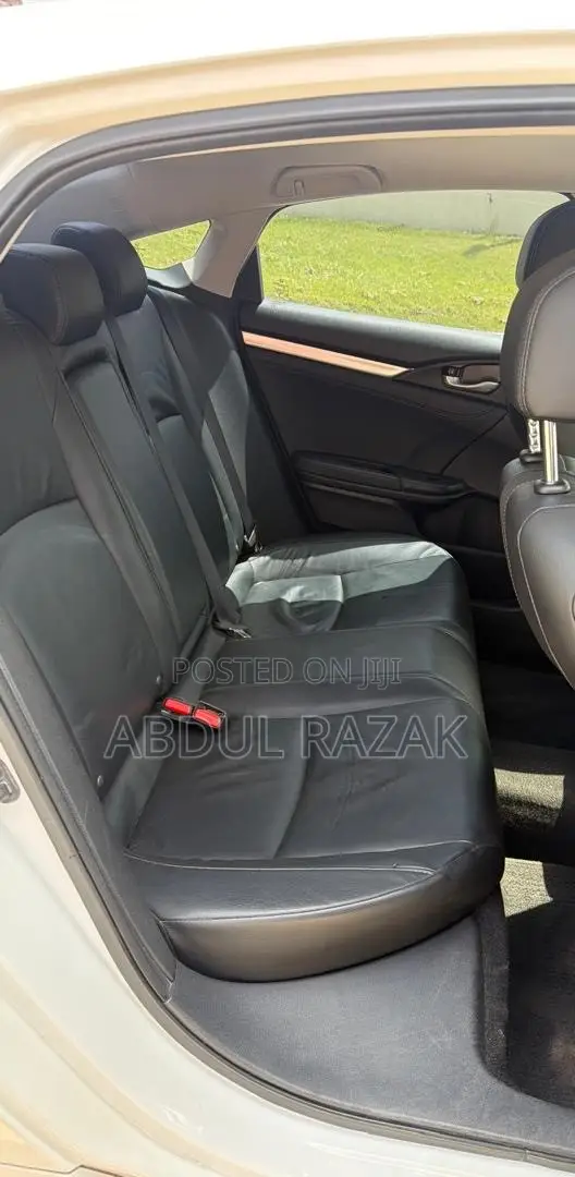 Honda Civic 2020 White