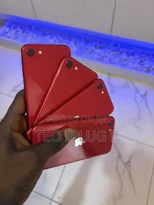 Apple iPhone SE (2022) 128 GB Red