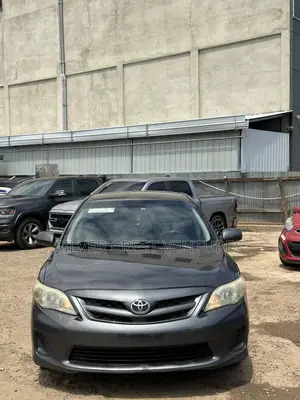Toyota Corolla S Special Edition 4dr Sedan (1.8L 4cyl 4A) 2013 Gray