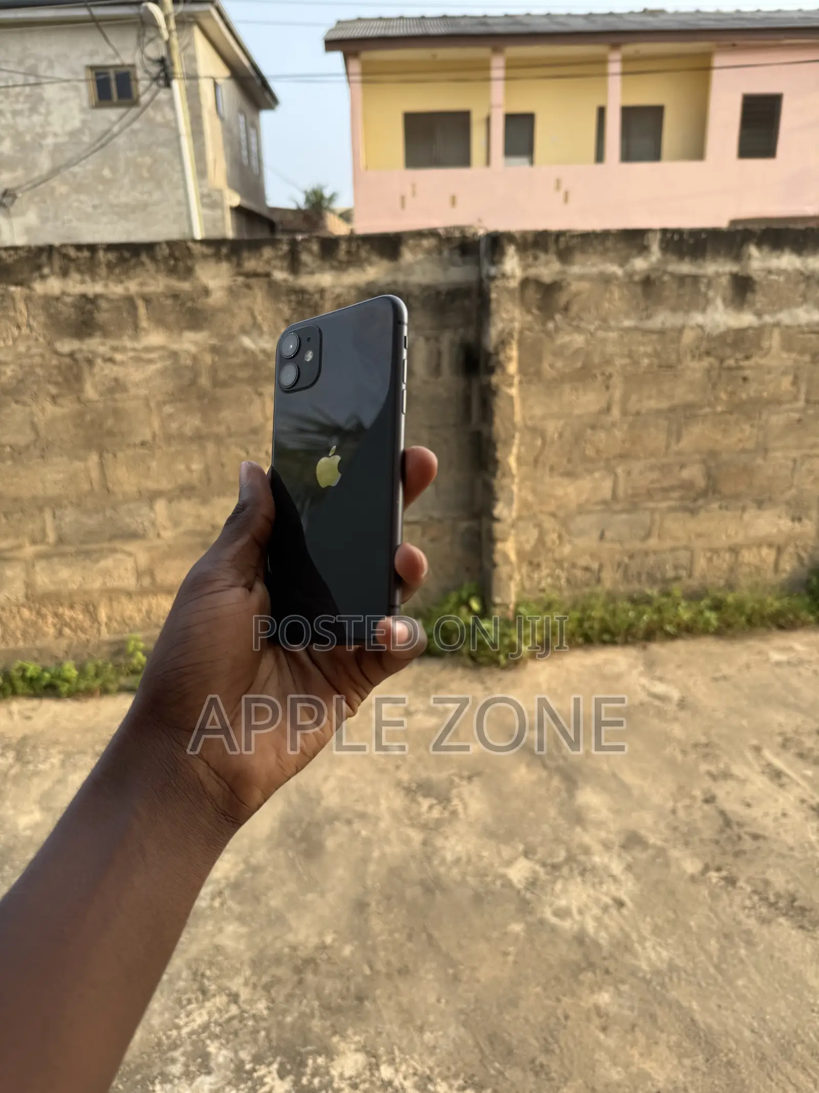 Apple iPhone 11 64 GB Black