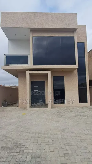 4bdrm House in Palm Ridge Estate, Community 25 for sale