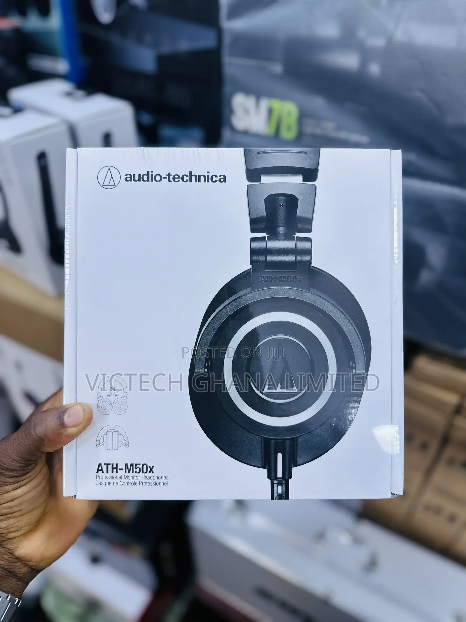 Audio-Technica ATH-M50x Professional Monitor Headphone.