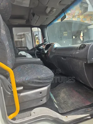Hyundai 5TONS 8Holse