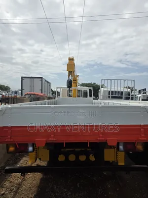 Hyundai 7tons Crane