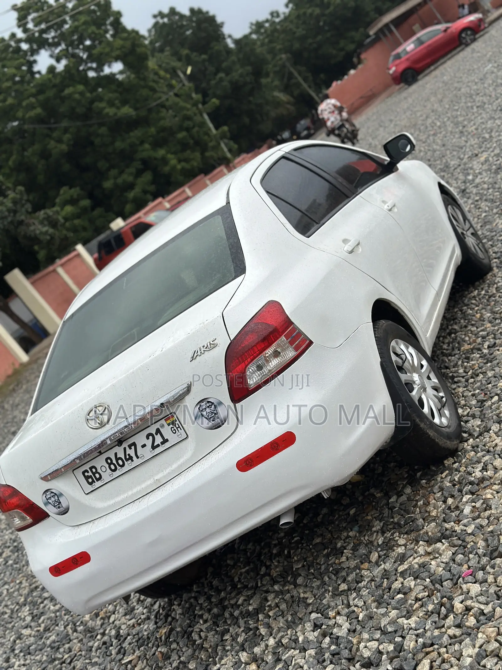 Toyota Yaris 2012 White