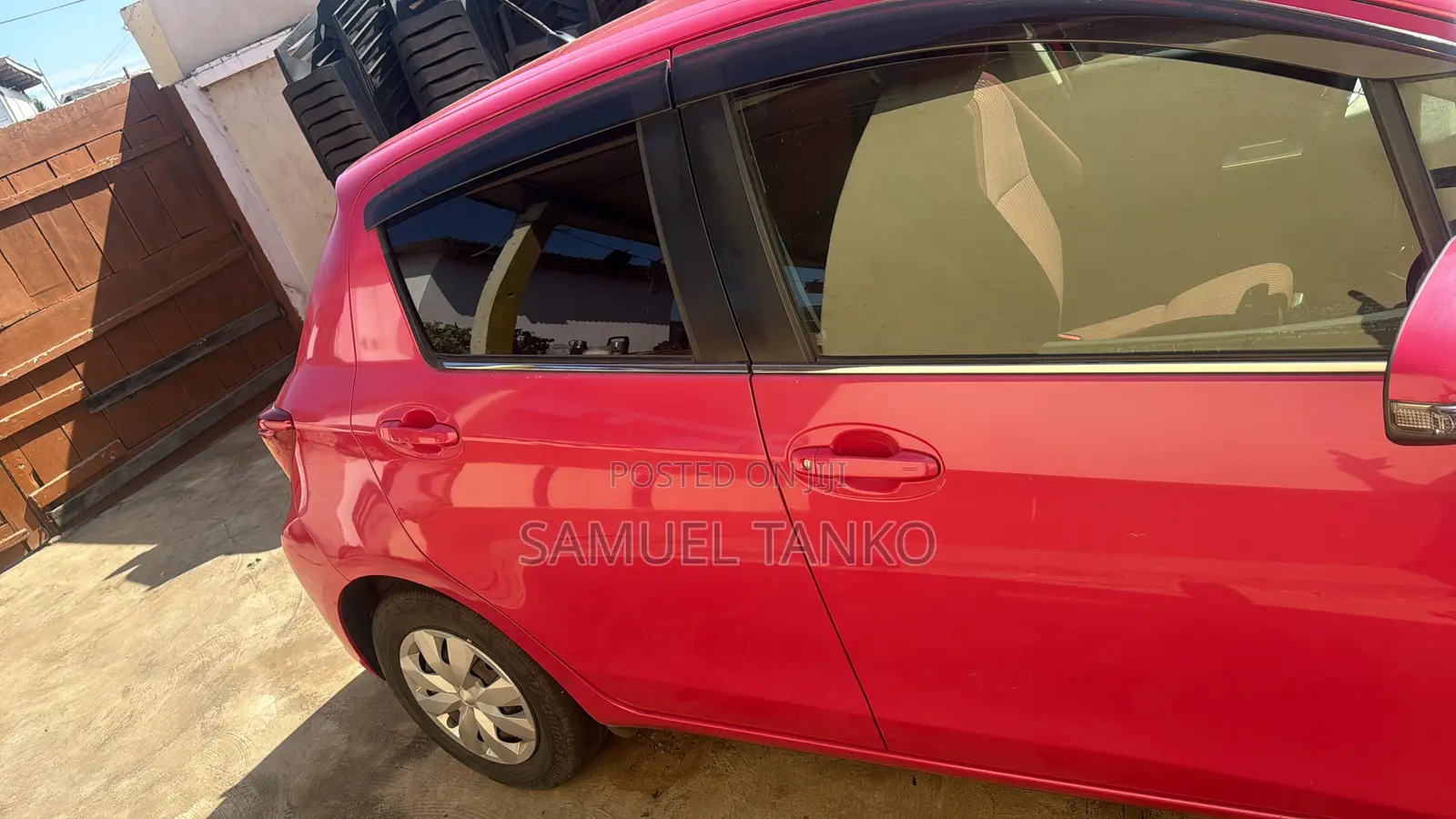 Toyota Vitz 2015 White