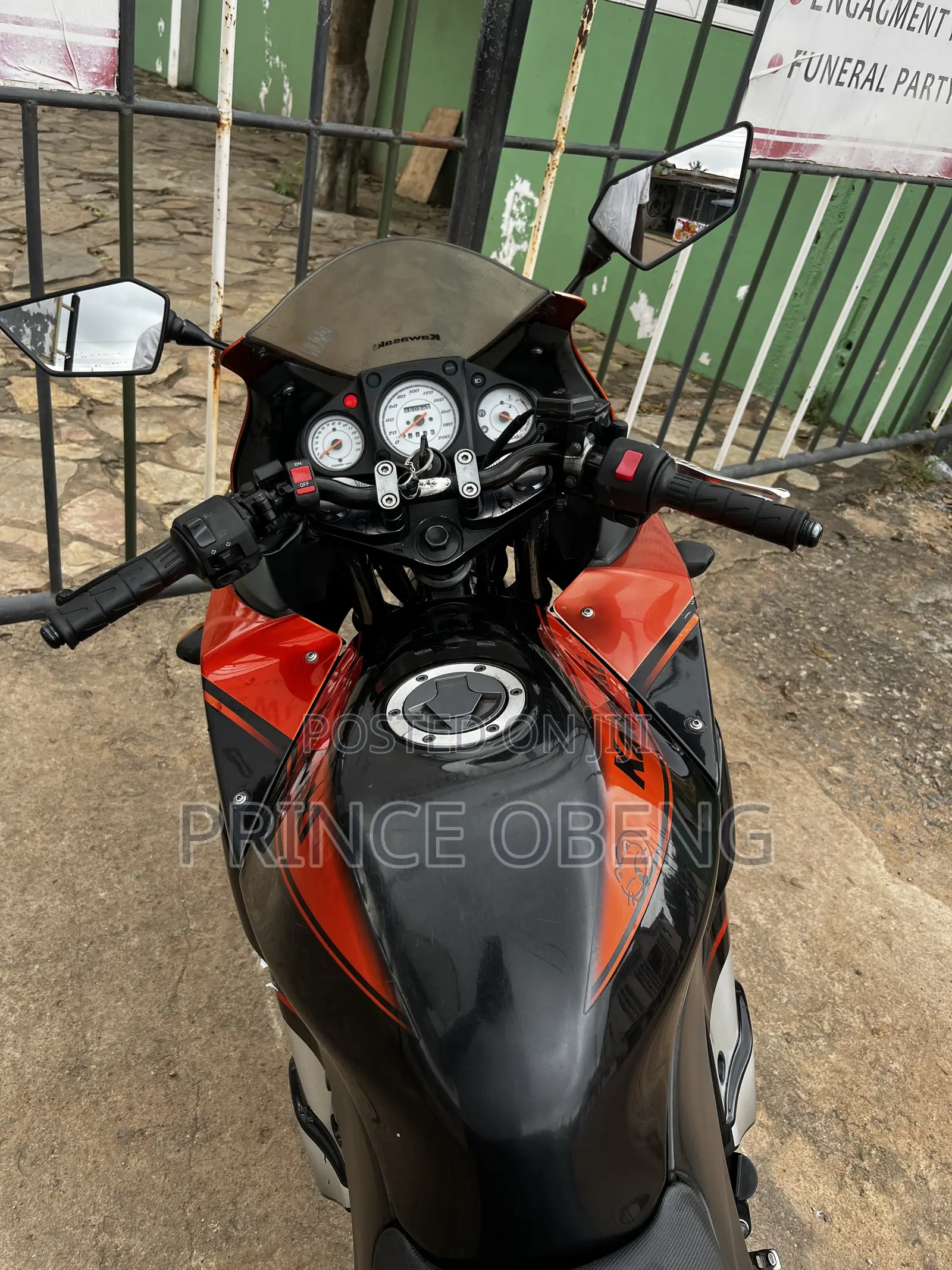 Kawasaki 2010 Black