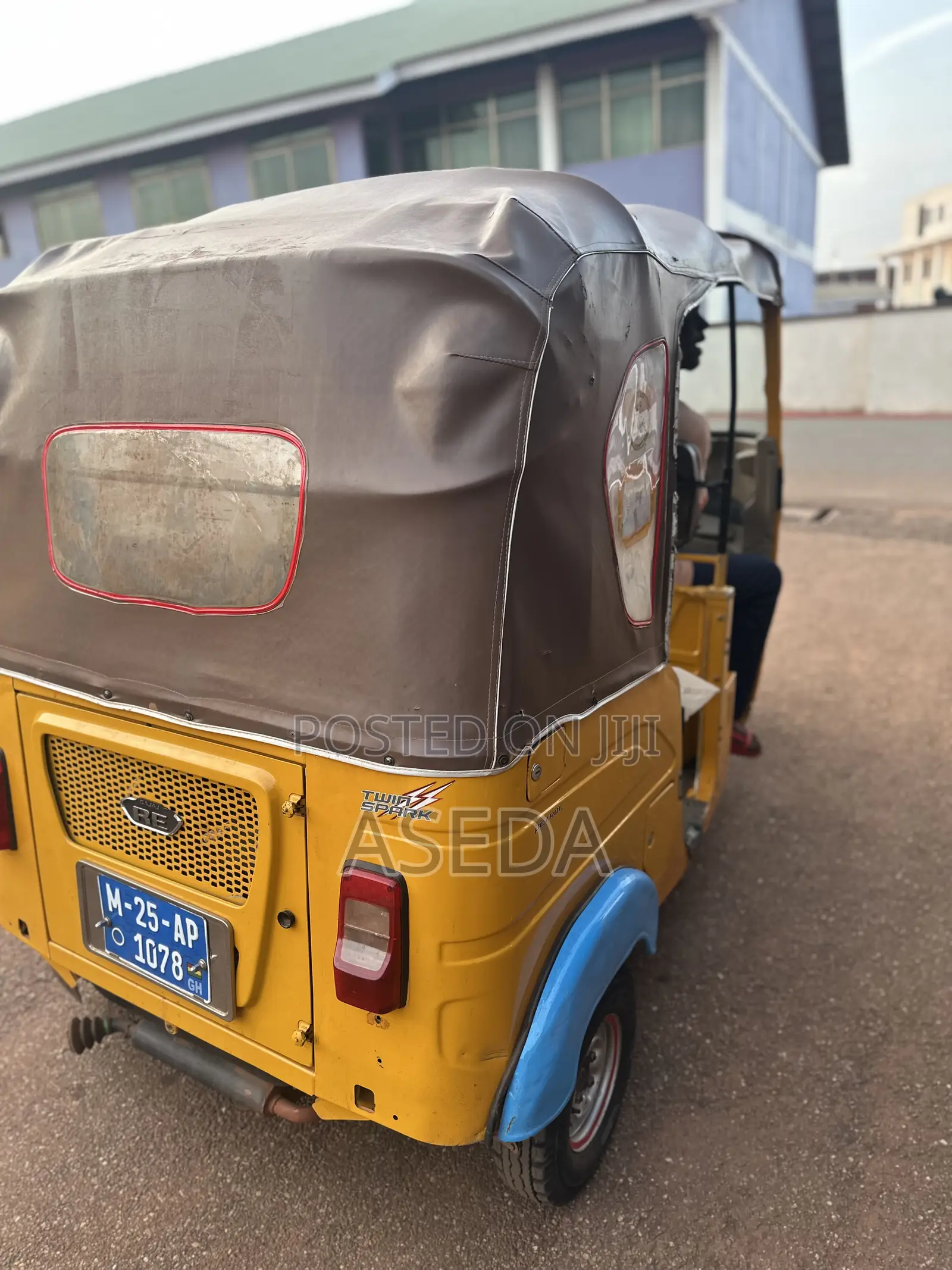 Tricycle 2025 Yellow