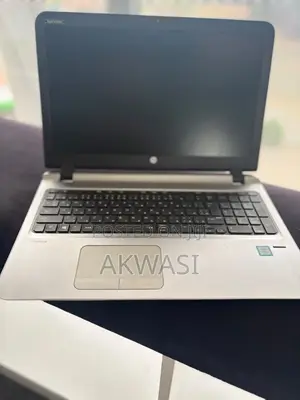 Laptop HP Pavilion 15 8GB Intel Core i5 HDD 512GB