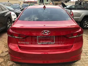 Hyundai Elantra 2017 Red