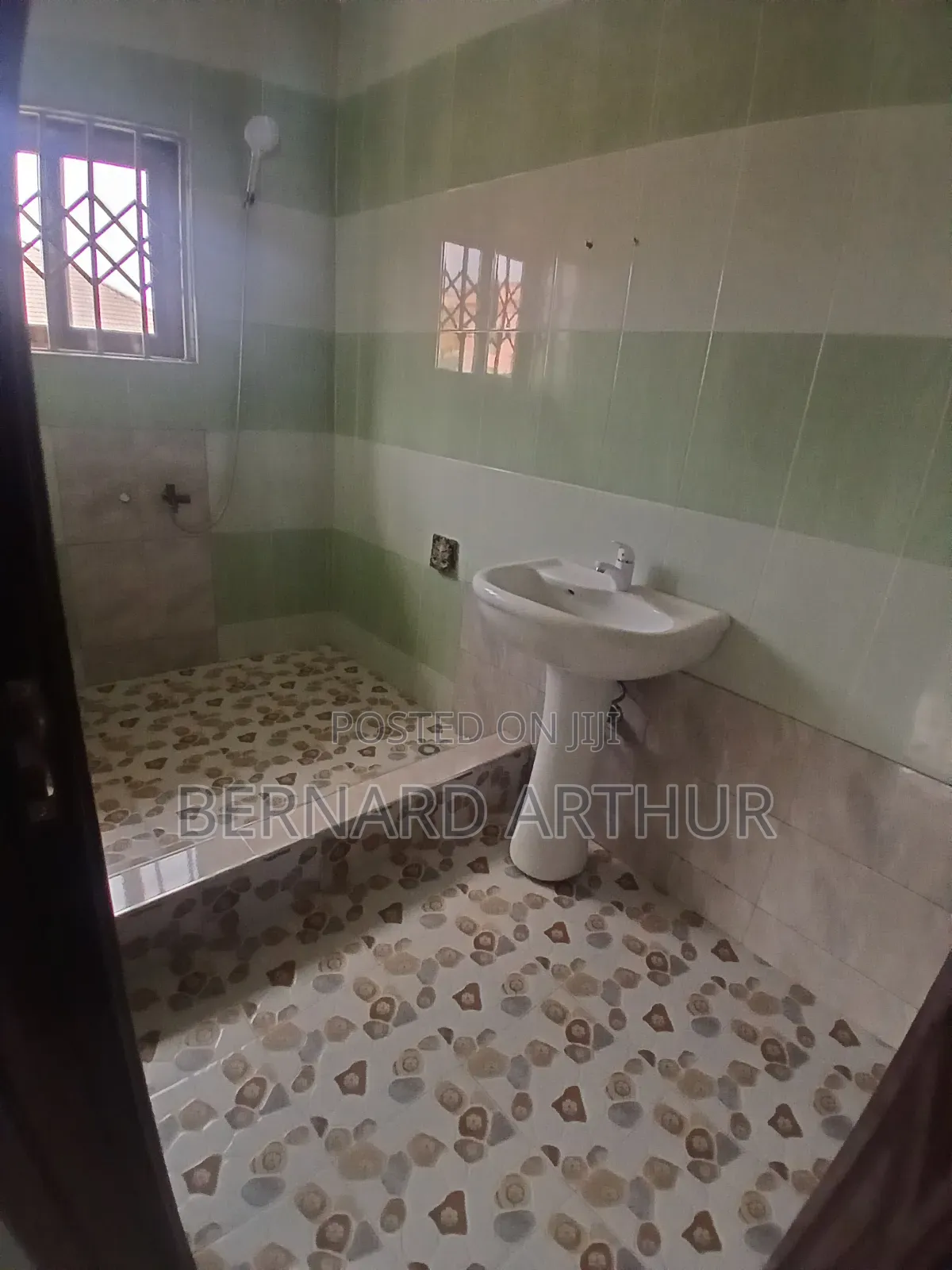 3bdrm Apartment in Bernard Agency, Pokuase for rent